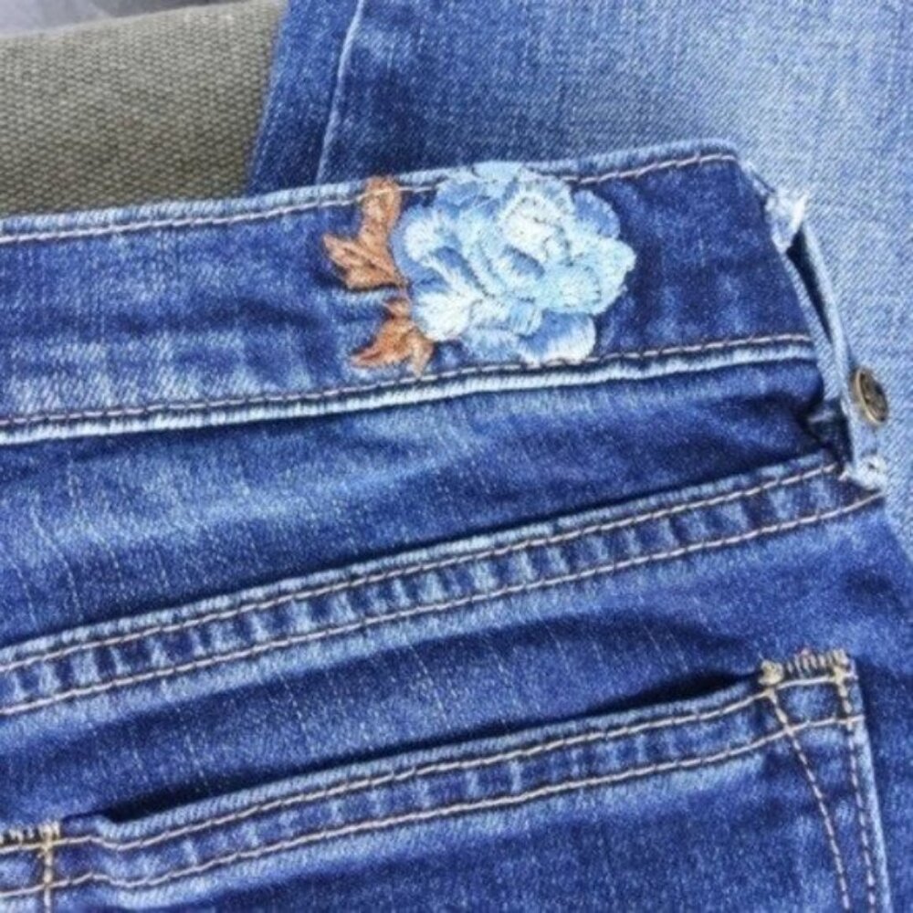 Driftwood Jackie Floral Embroidery Jeans Blue Size 27 - Picture 2 of 8